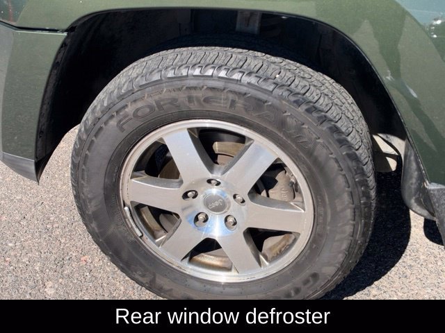 Used 2008 Jeep Grand Cherokee Laredo AWD/4WD image 11