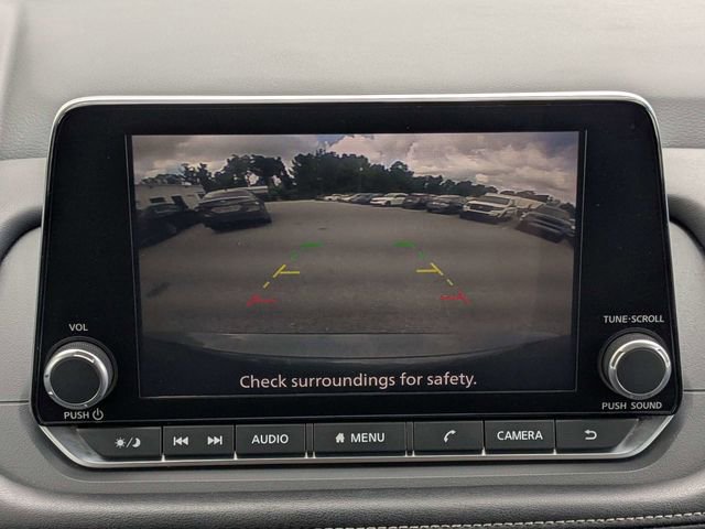 Used 2024 Nissan Rogue SV FWD image 31