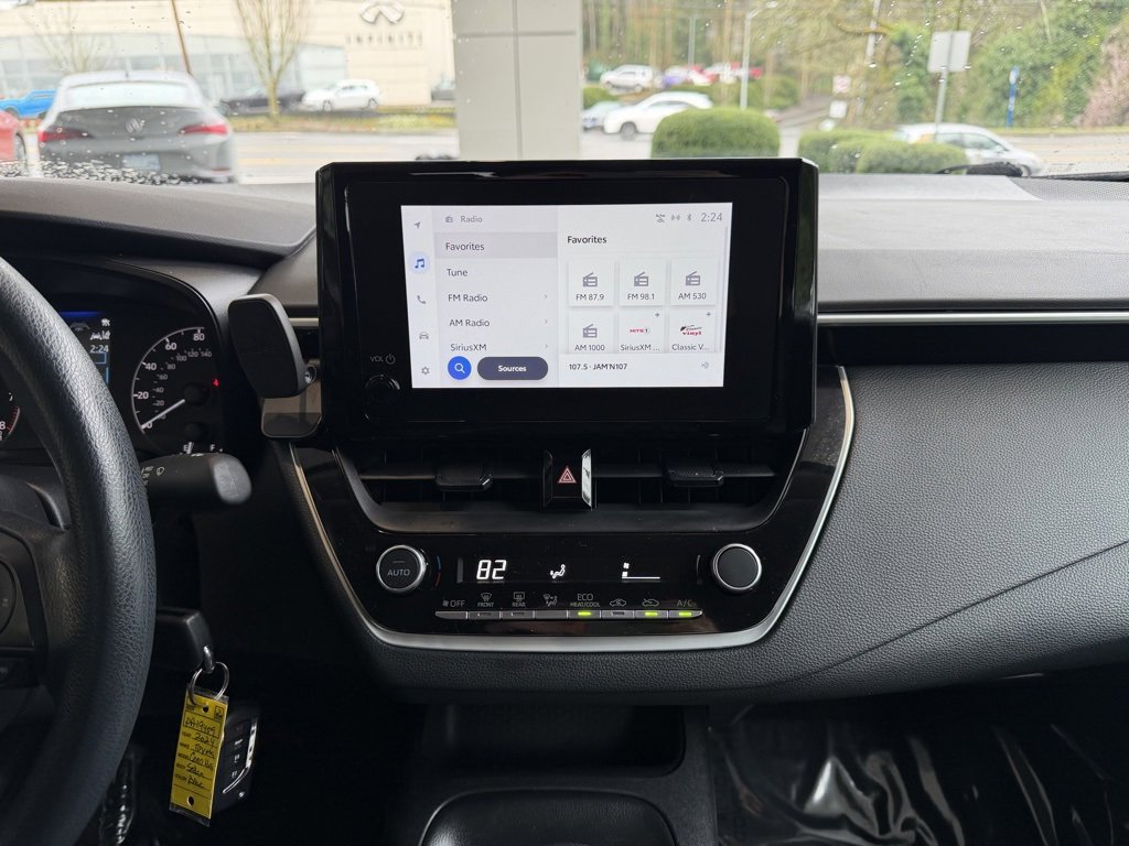 Used 2024 Toyota Corolla LE image 22