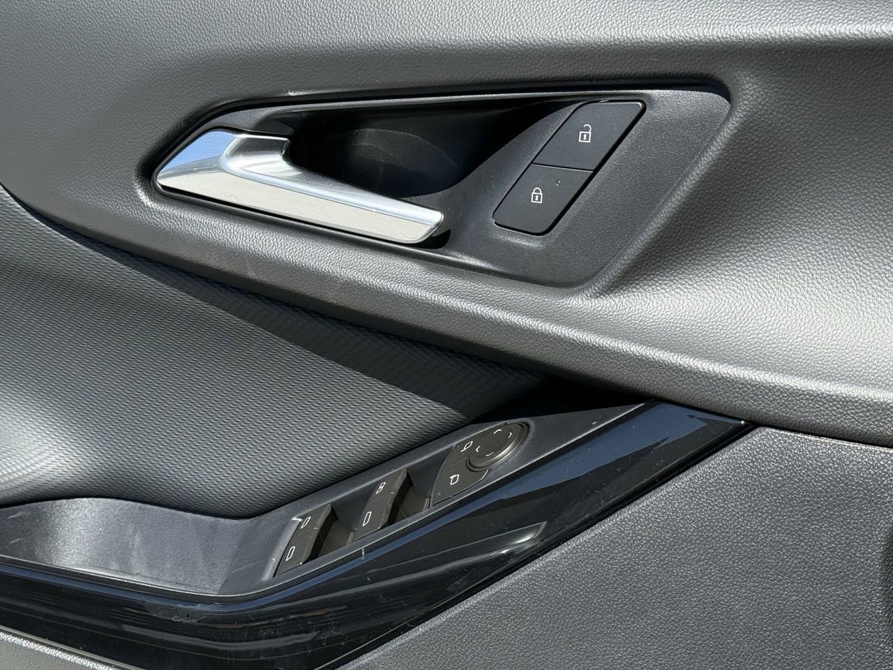 New 2026 Chevrolet Equinox LT image 19