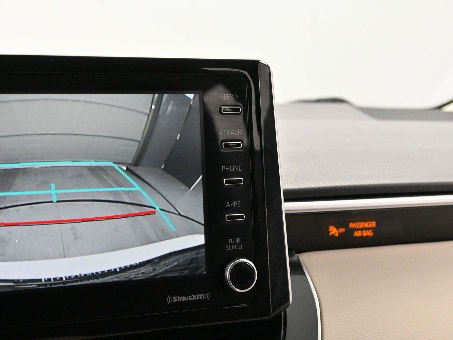 Used 2021 Toyota Corolla LE image 22