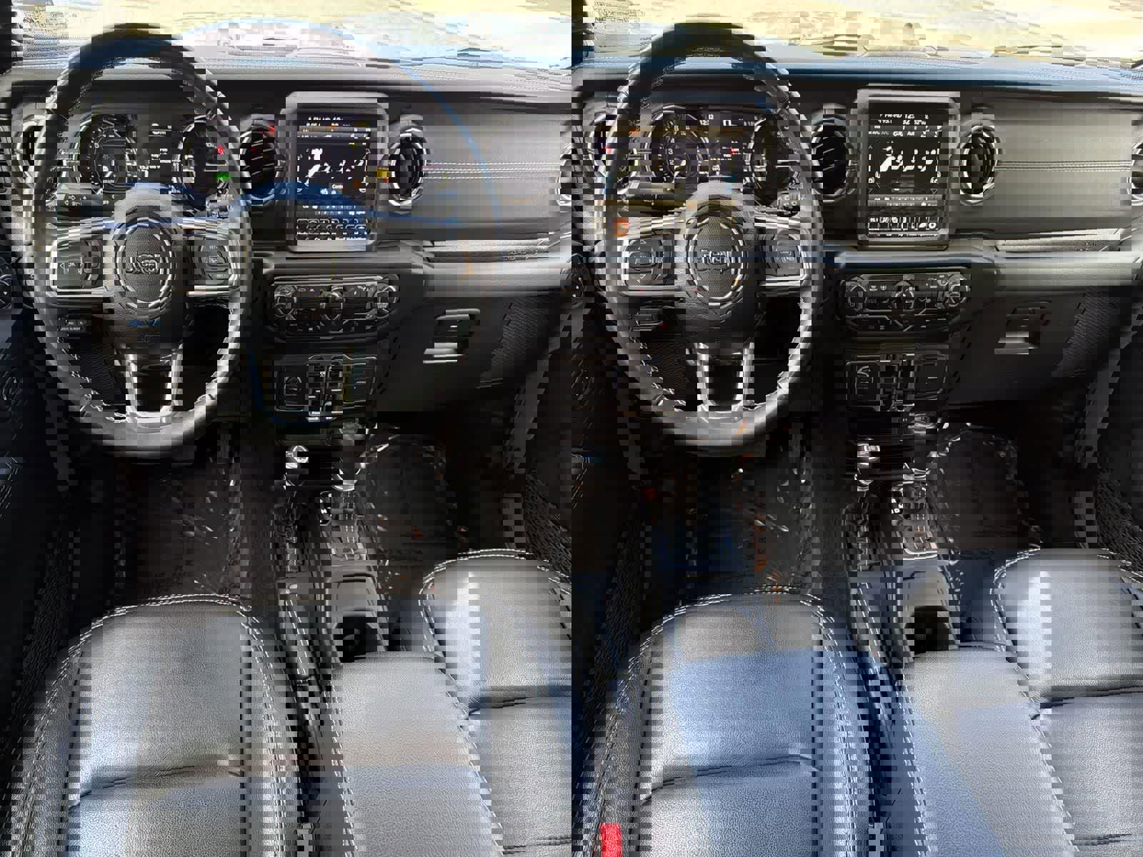 Used 2023 Jeep Wrangler Sahara w/ Cold Weather Group image 10