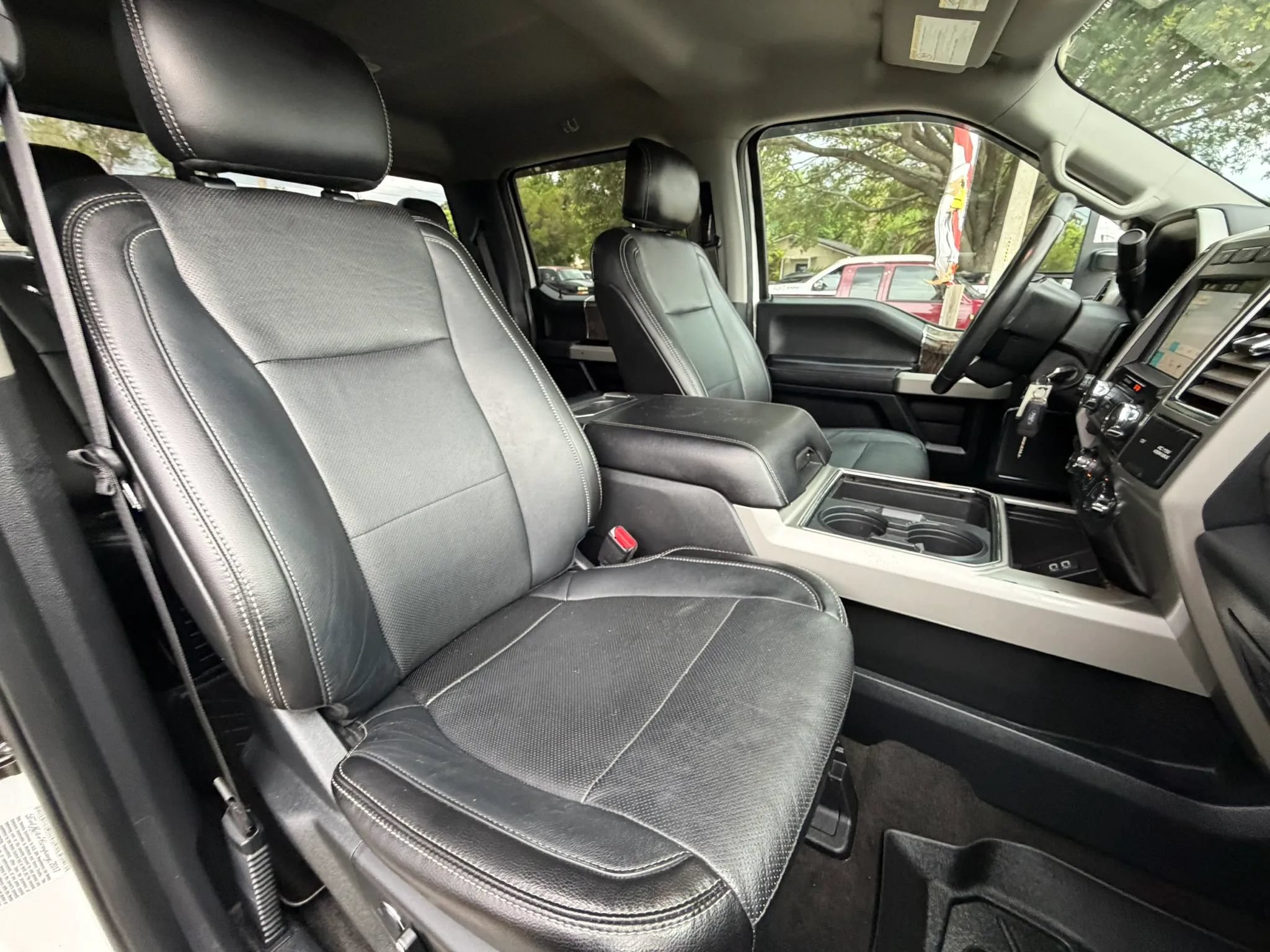 Used 2017 Ford F350 Lariat w/ Tow Technology Bundle AWD/4WD image 28
