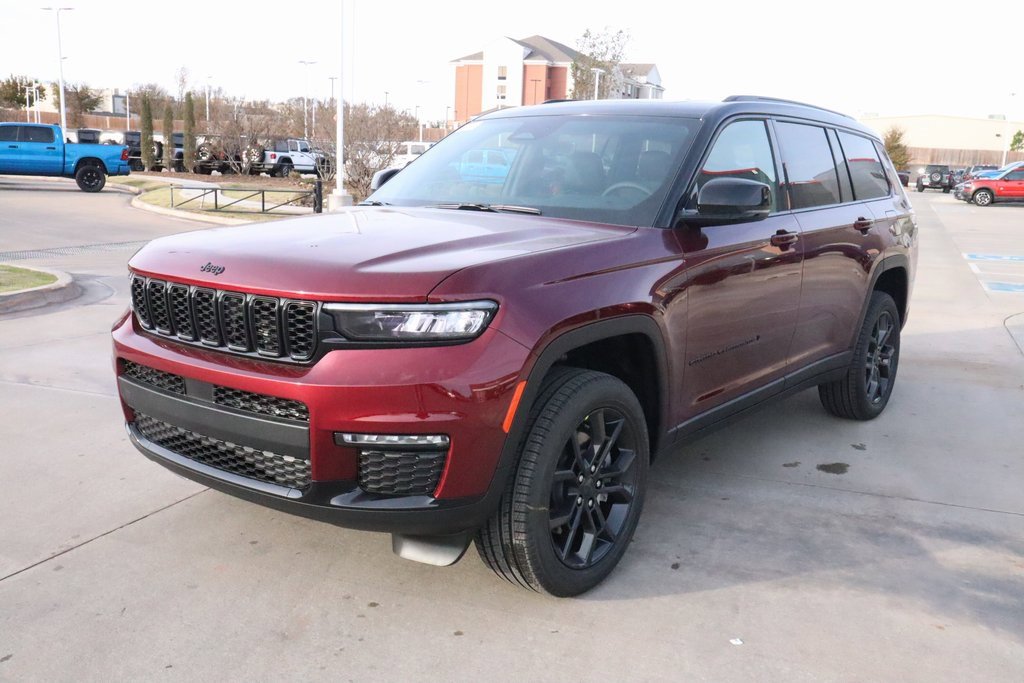 New 2025 Jeep Grand Cherokee L Limited image 11