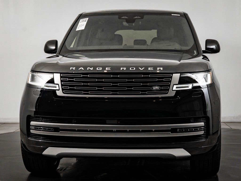 New 2026 Land Rover Range Rover SE AWD/4WD image 2