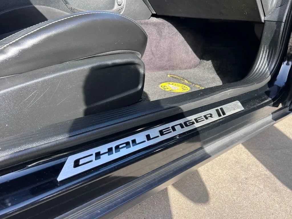 Used 2016 Dodge Challenger R/T Scat Pack RWD image 26