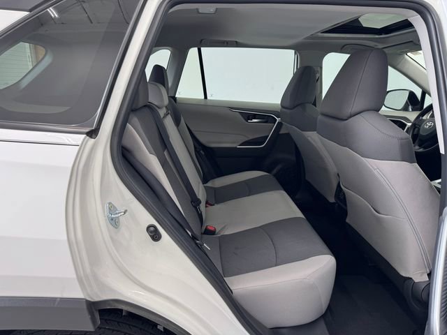 Used 2025 Toyota RAV4 XLE w/ Convenience Package FWD image 18