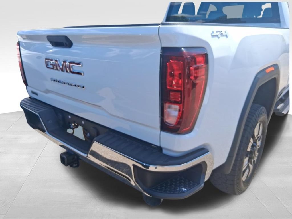 Used 2025 GMC Sierra 2500 Pro AWD/4WD image 15