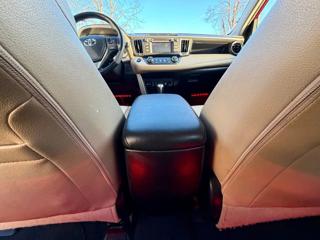 Used 2013 Toyota RAV4 Limited image 15