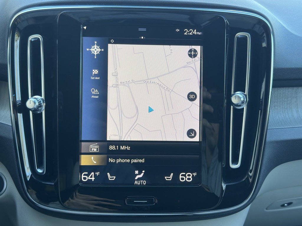 Used 2020 Volvo XC40 T4 Inscription image 48