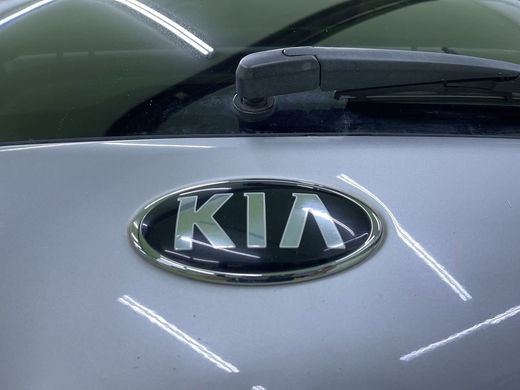 Used 2016 Kia Soul EV + w/ Sun & Fun Package image 13