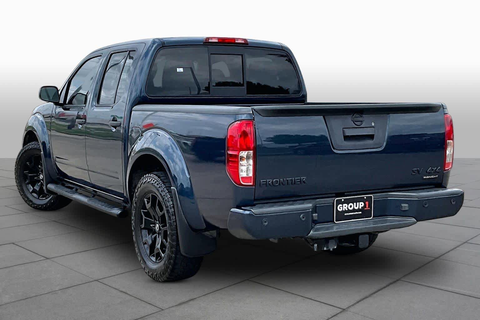 Used 2020 Nissan Frontier SV w/ Midnight Edition Floor Mats AWD/4WD image 12