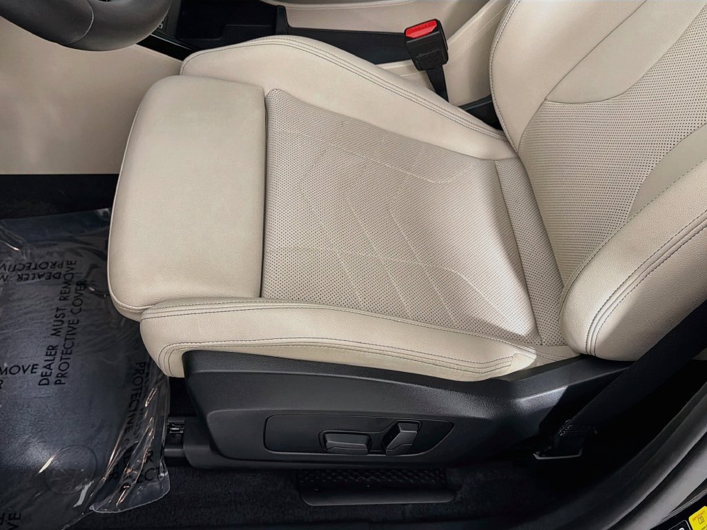 Used 2023 BMW X1 xDrive28i w/ M Sport Package AWD/4WD image 19