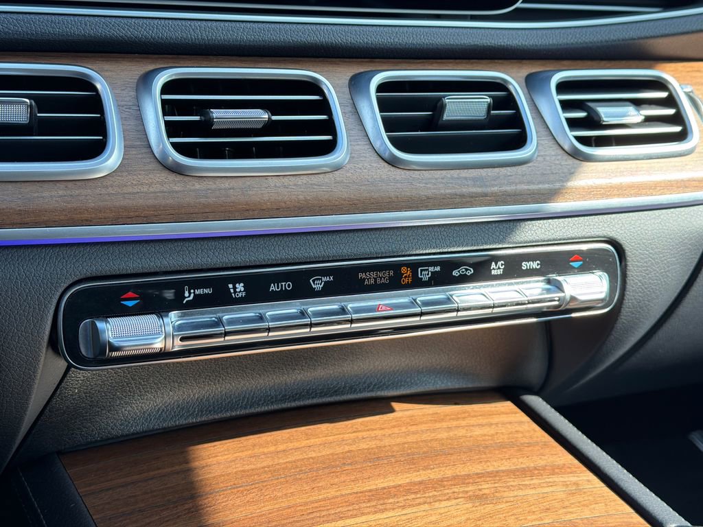 Used 2025 Mercedes-Benz GLE 350 4MATIC image 30