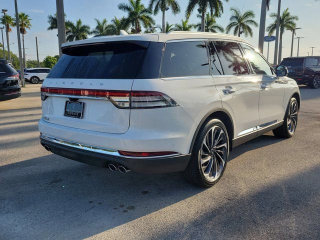 Certified 2021 Lincoln Aviator Reserve w/ Equipment Group 202A AWD/4WD image 6