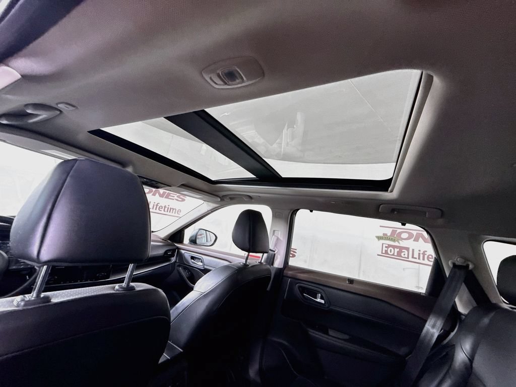 Used 2023 Nissan Rogue SV w/ SV Premium Package AWD/4WD image 38
