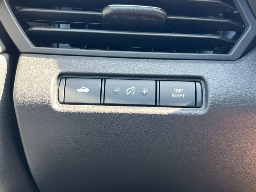 New 2025 Nissan Altima 2.5 SV w/ SV Special Edition Package image 30