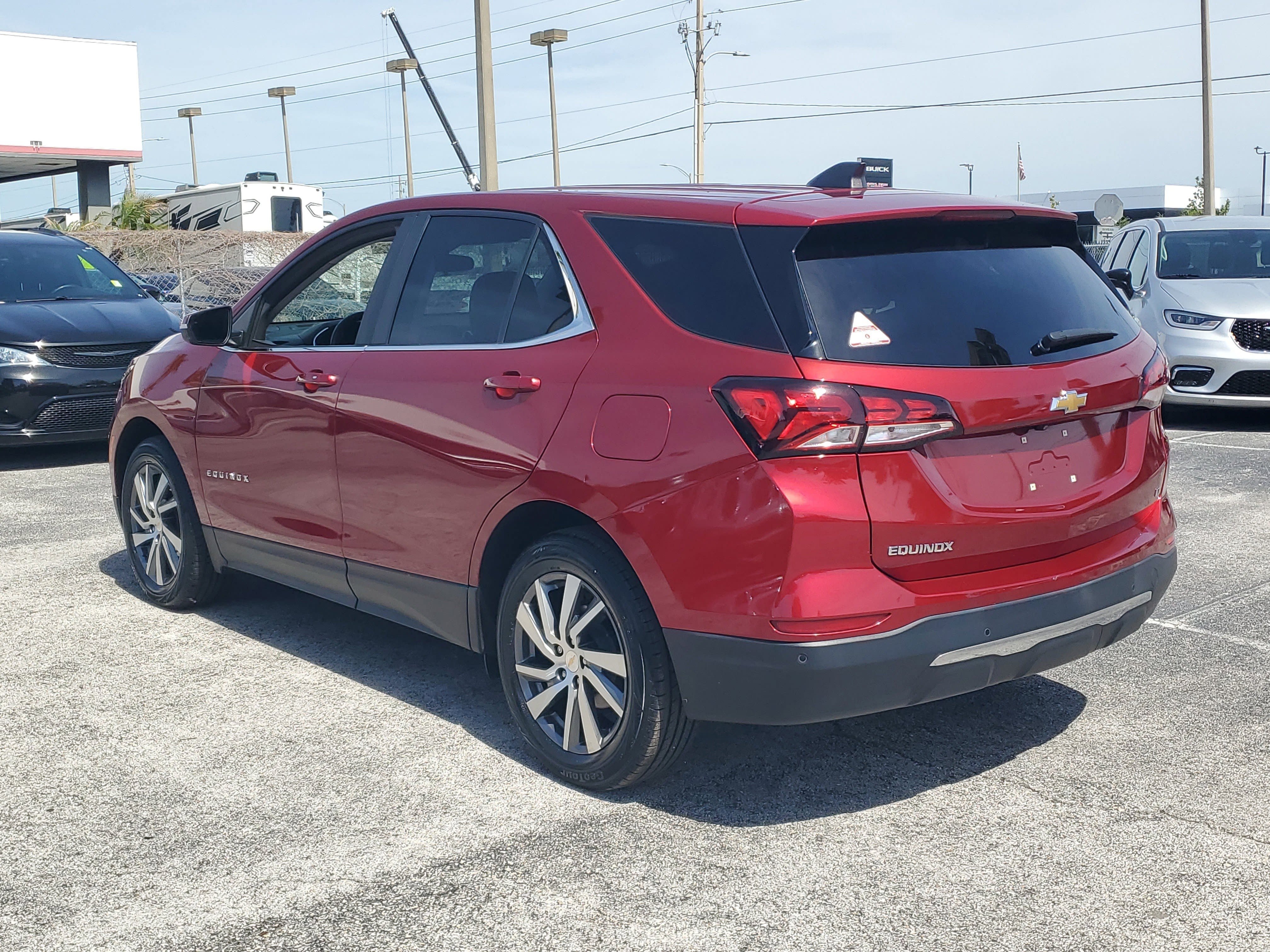 Used 2024 Chevrolet Equinox LT FWD image 8