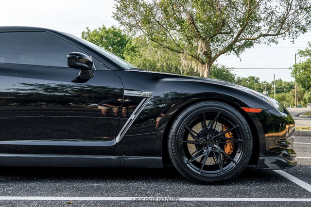 Used 2010 Nissan GT-R Premium AWD/4WD image 11