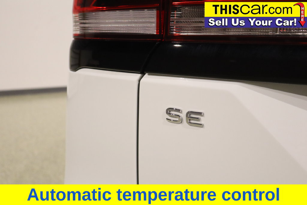 Used 2025 Volkswagen Atlas Peak Edition SE AWD/4WD image 15
