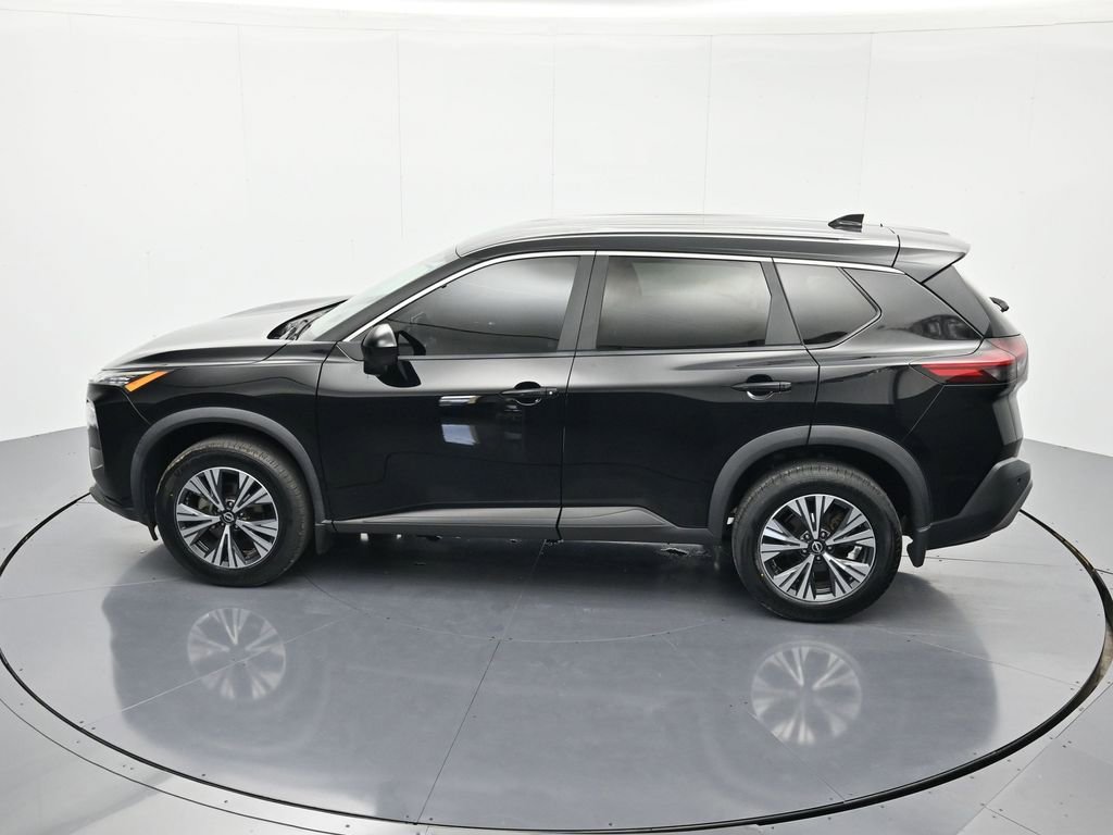 Certified 2023 Nissan Rogue SV FWD image 34