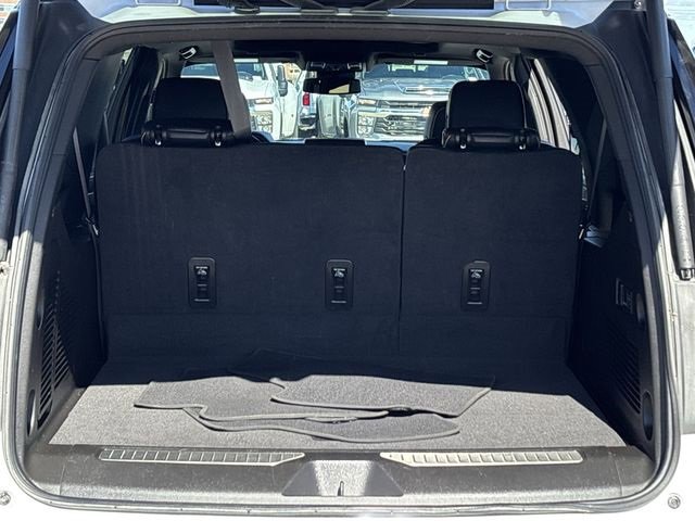 Used 2024 GMC Yukon XL AT4 w/ Technology Package image 26