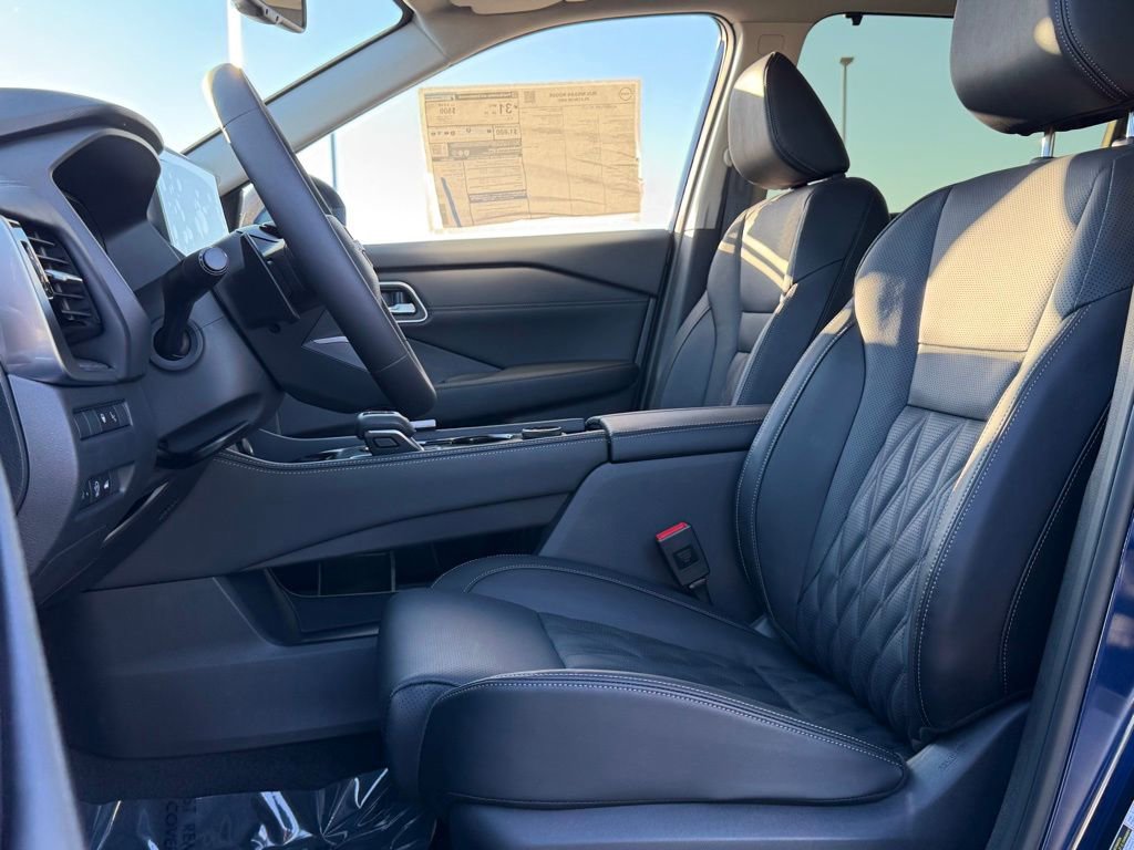 New 2026 Nissan Rogue Platinum w/ Platinum Premium Package image 11