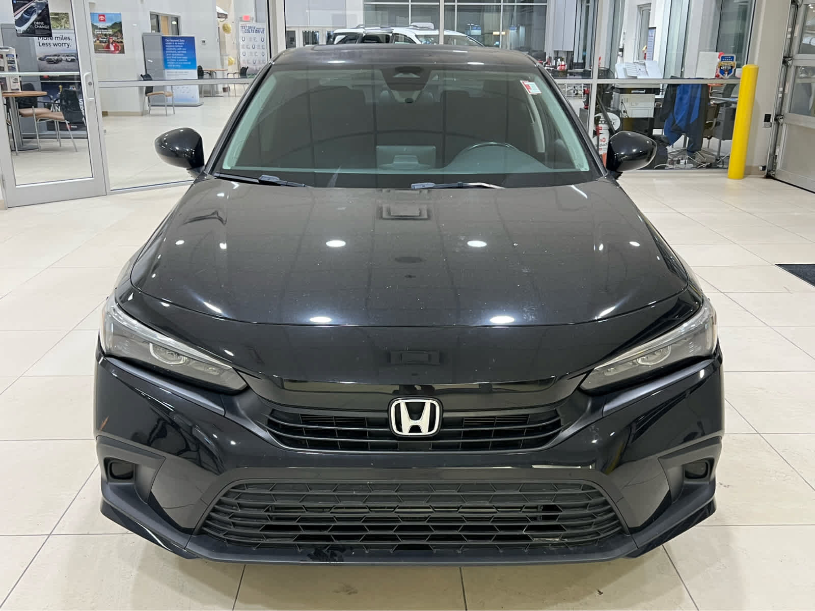 Used 2024 Honda Civic EX image 2