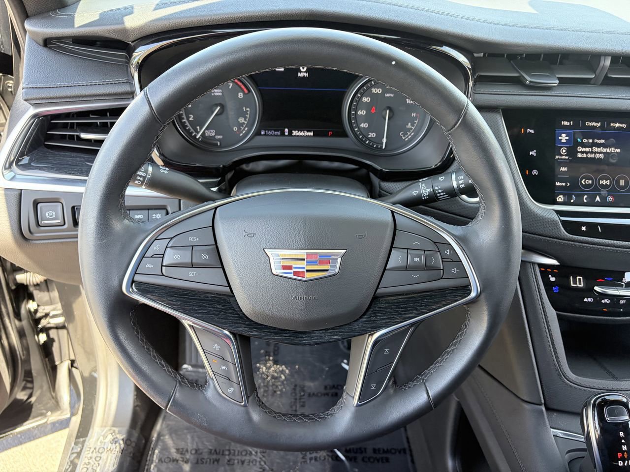 Certified 2024 Cadillac XT5 Premium Luxury w/ Technology Package FWD image 24