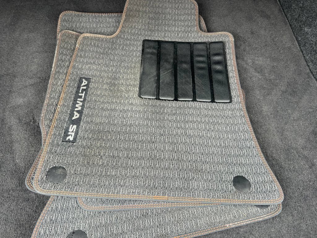 Certified 2022 Nissan Altima 2.5 SR FWD image 12