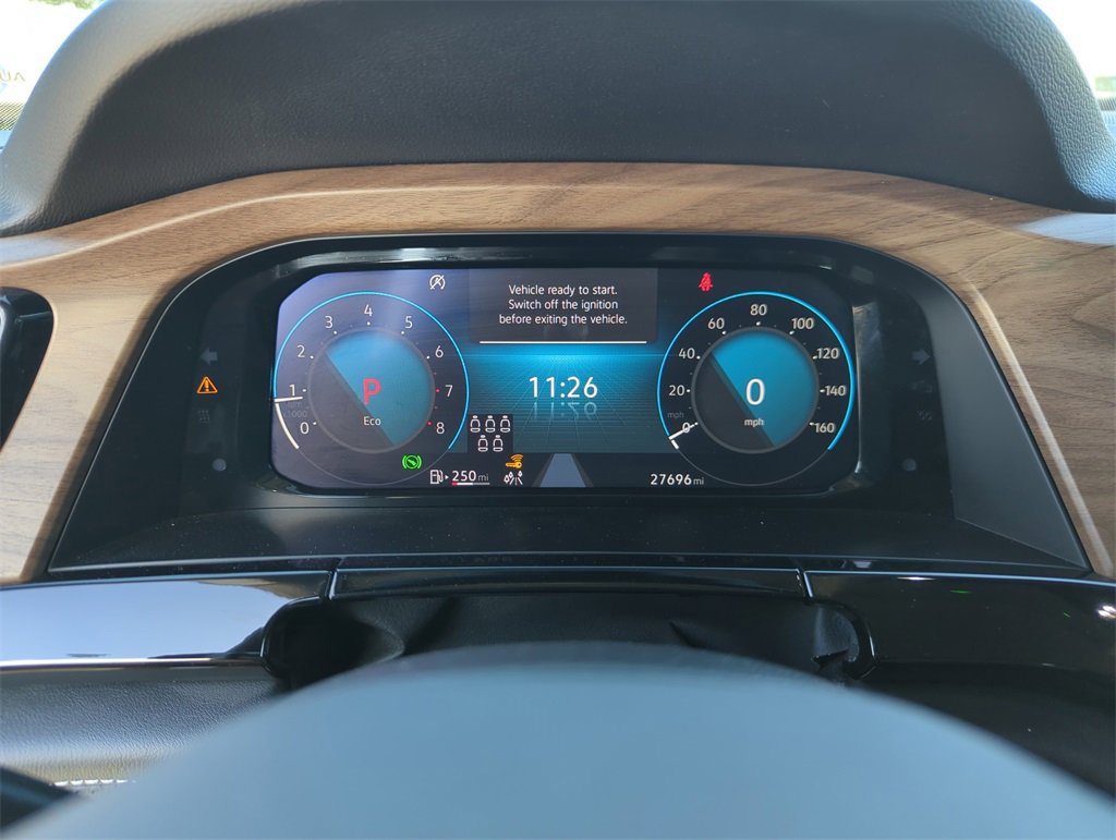 Used 2025 Volkswagen Atlas SE image 46