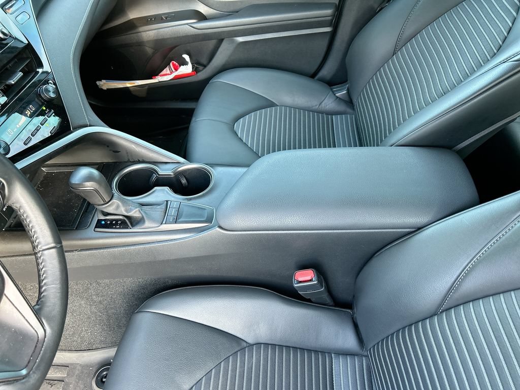 Used 2023 Toyota Camry SE w/ Convenience Package FWD image 28
