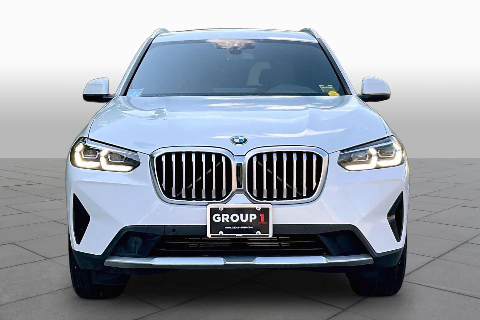 Used 2022 BMW X3 xDrive30i w/ Premium Package 2 AWD/4WD image 3