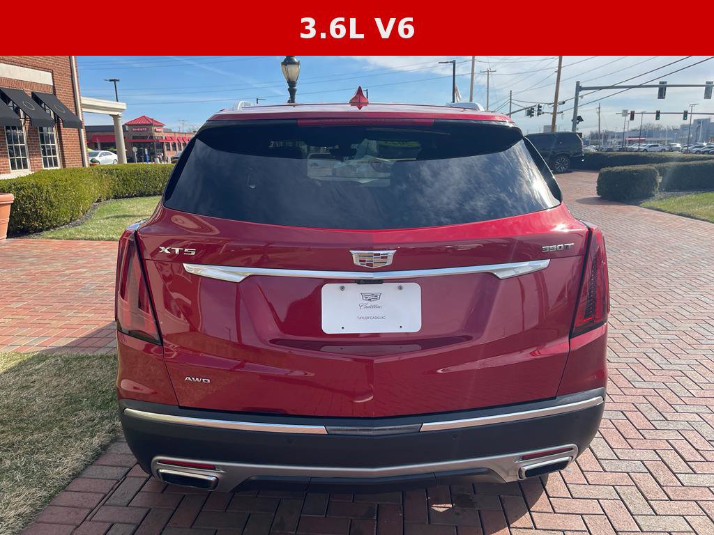 Used 2023 Cadillac XT5 Premium Luxury w/ Technology Package image 9