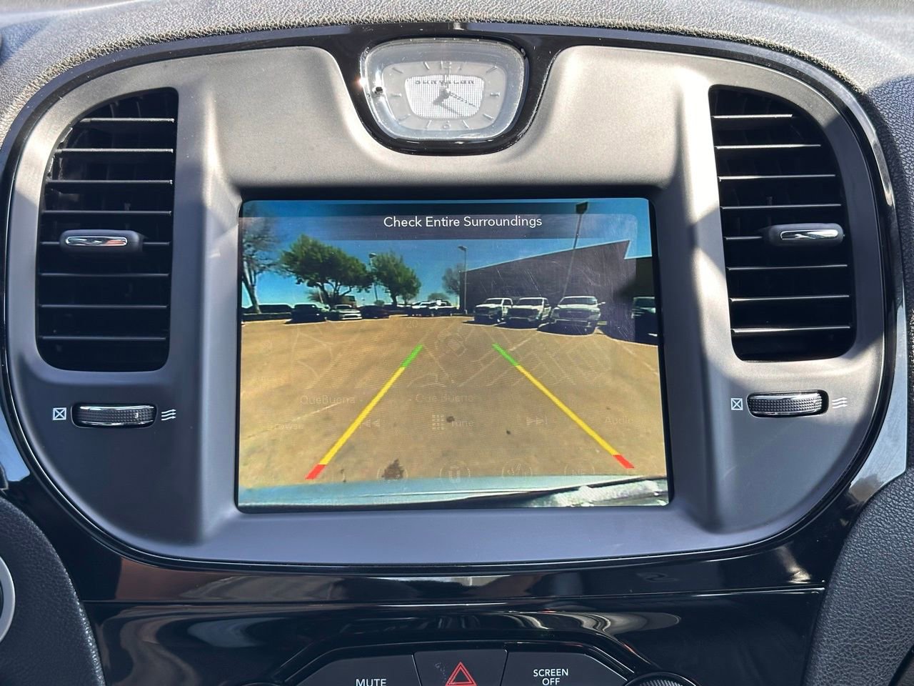 Used 2023 Chrysler 300 S image 33