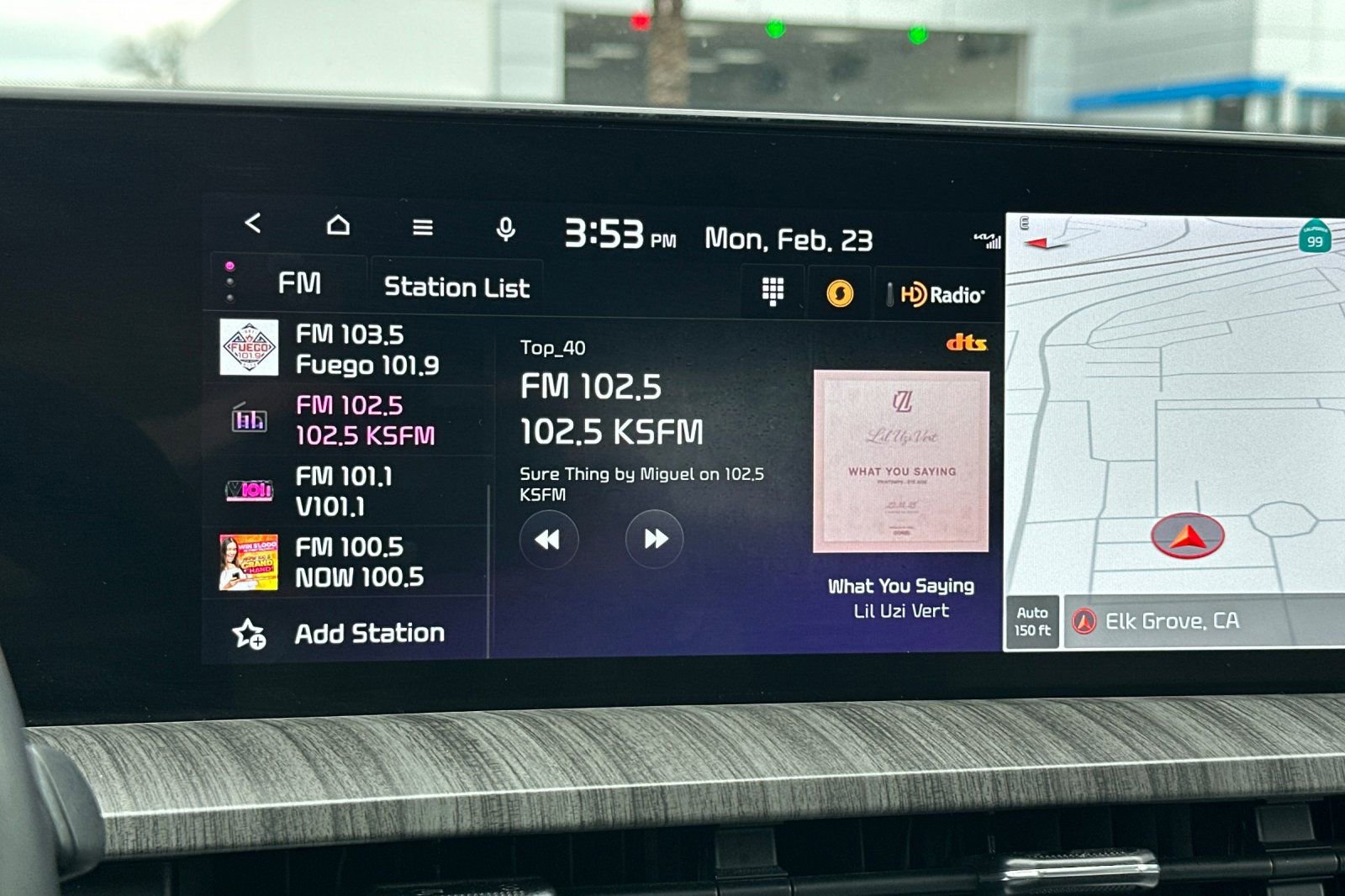 Used 2023 Kia Telluride EX w/ EX Captain's Chair Package image 20