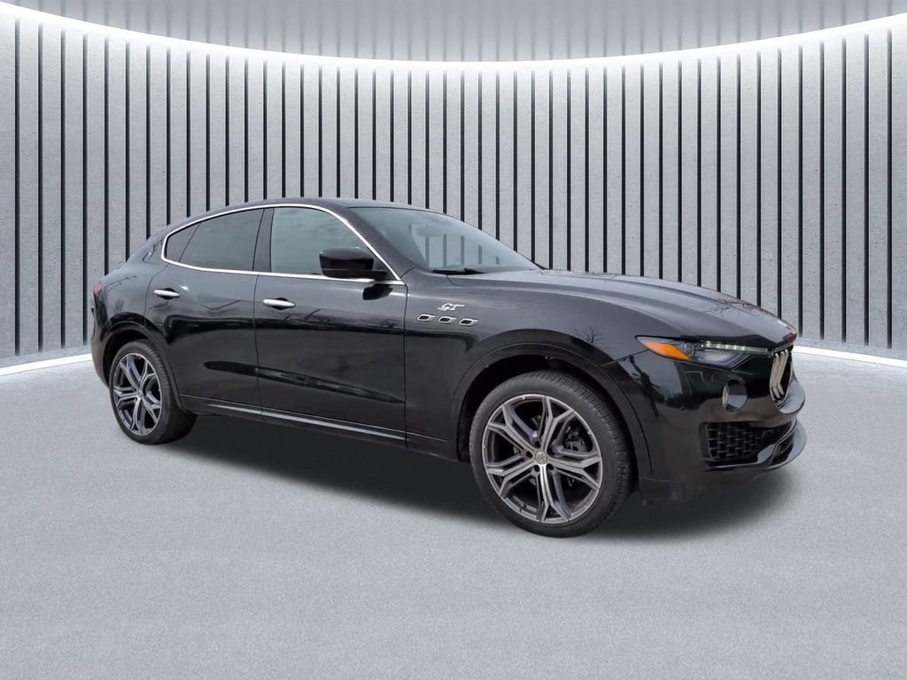 Used 2023 Maserati Levante GT image 2