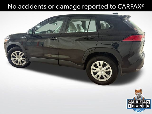 Certified 2023 Toyota Corolla Cross L image 3
