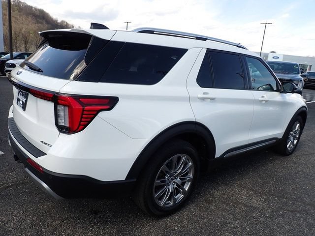 Used 2025 Ford Explorer Platinum AWD/4WD image 9