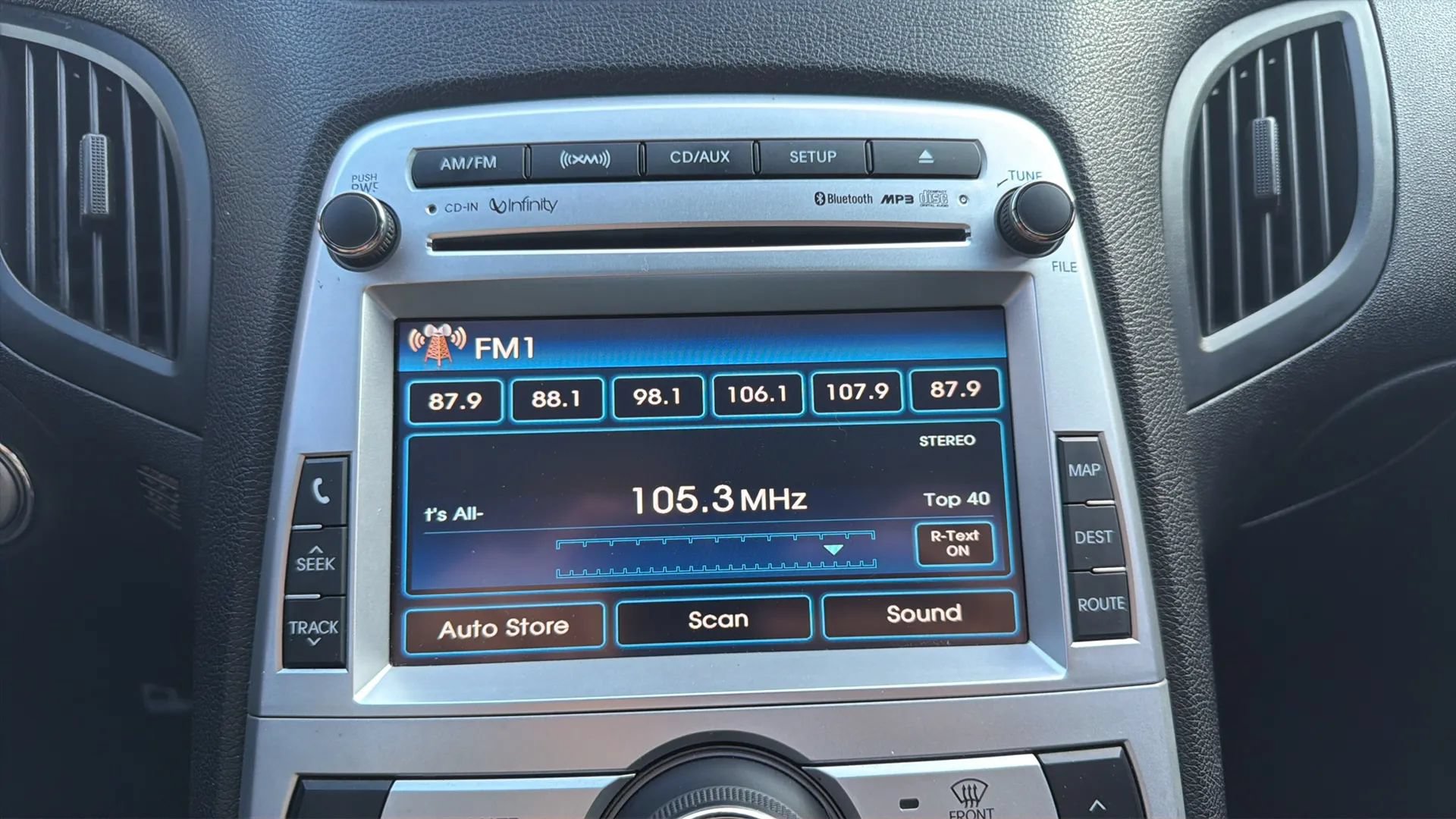 Used 2010 Hyundai Genesis 3.8 RWD image 26