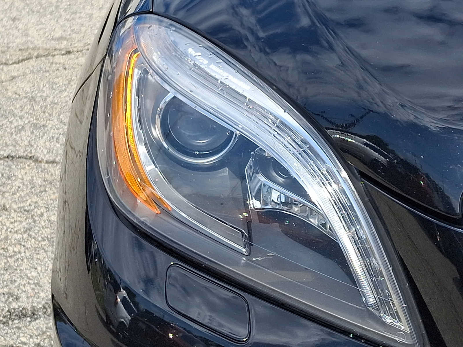Used 2015 Mercedes-Benz ML 63 AMG 4MATIC image 9