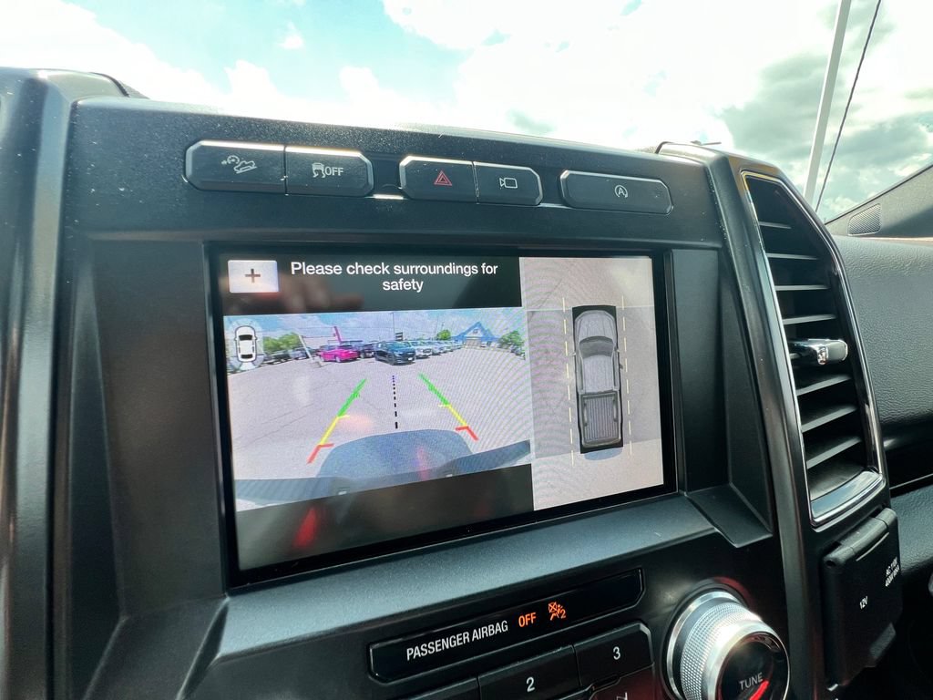 Used 2019 Ford F150 Lariat w/ Equipment Group 502A Luxury AWD/4WD image 38