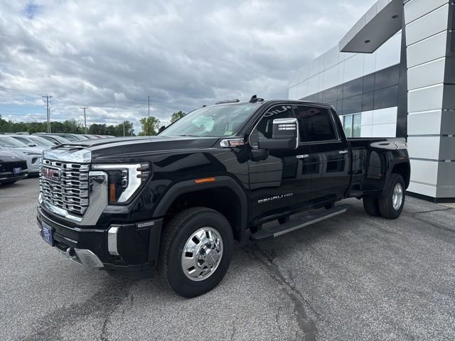 New 2026 GMC Sierra 3500 Denali w/ Denali Reserve Package AWD/4WD image 55