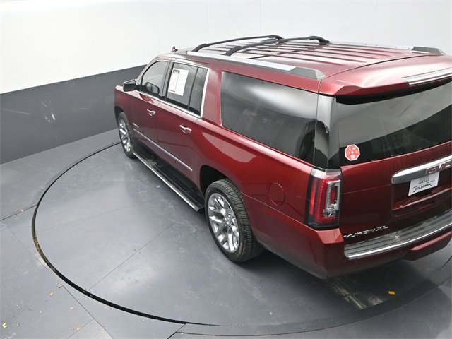 Used 2020 GMC Yukon XL Denali w/ Denali Ultimate Package image 13