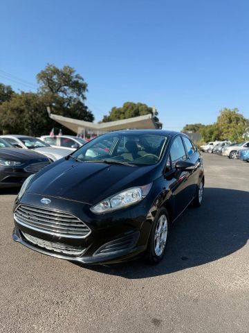 Used 2014 Ford Fiesta SE image 3