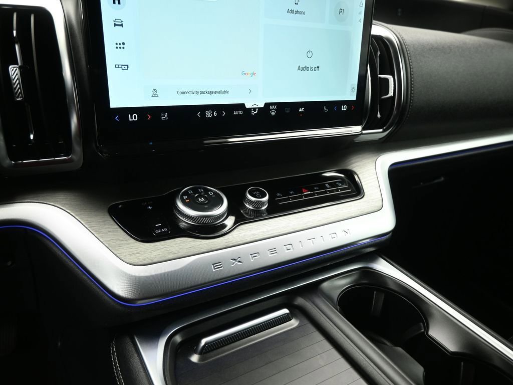 Certified 2025 Ford Expedition Max Platinum image 16