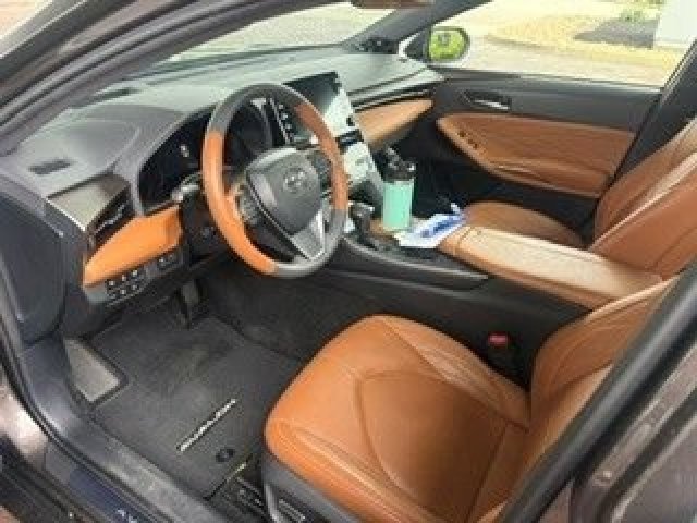 Used 2019 Toyota Avalon Limited w/ Advanced Safety Package FWD image 2
