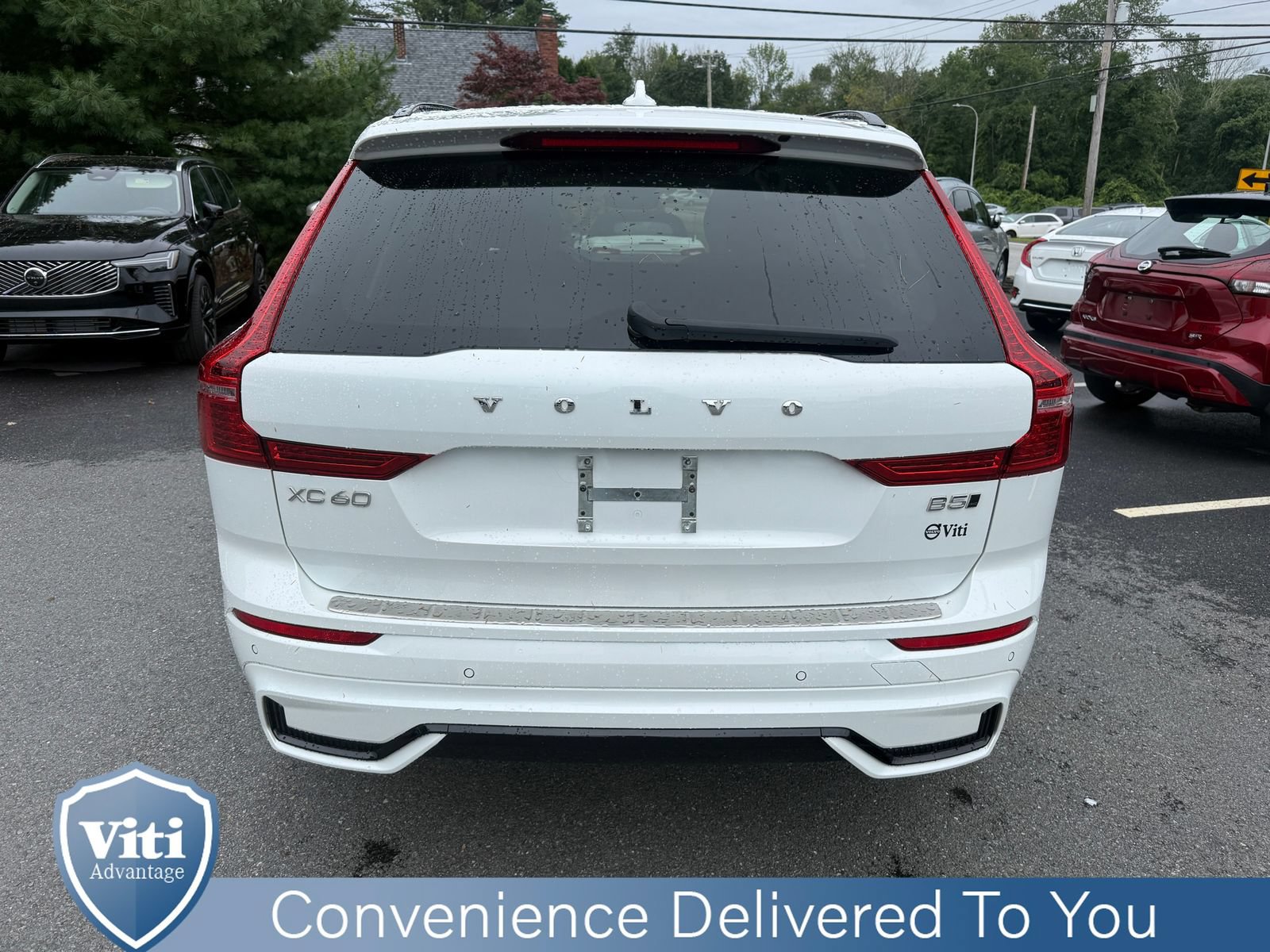 Used 2024 Volvo XC60 B5 Plus w/ Protection Package Premier AWD/4WD image 7