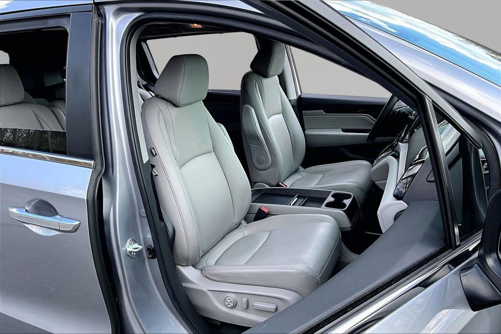 Used 2023 Honda Odyssey Touring image 23