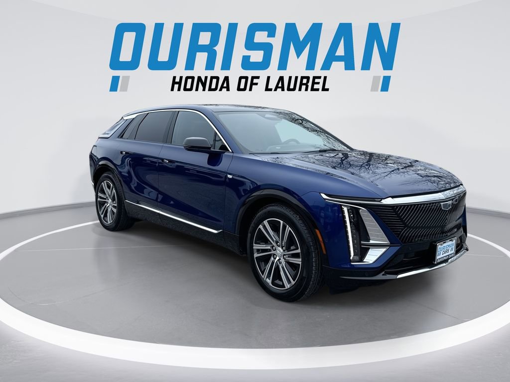 Used 2024 Cadillac Lyriq Luxury image 2